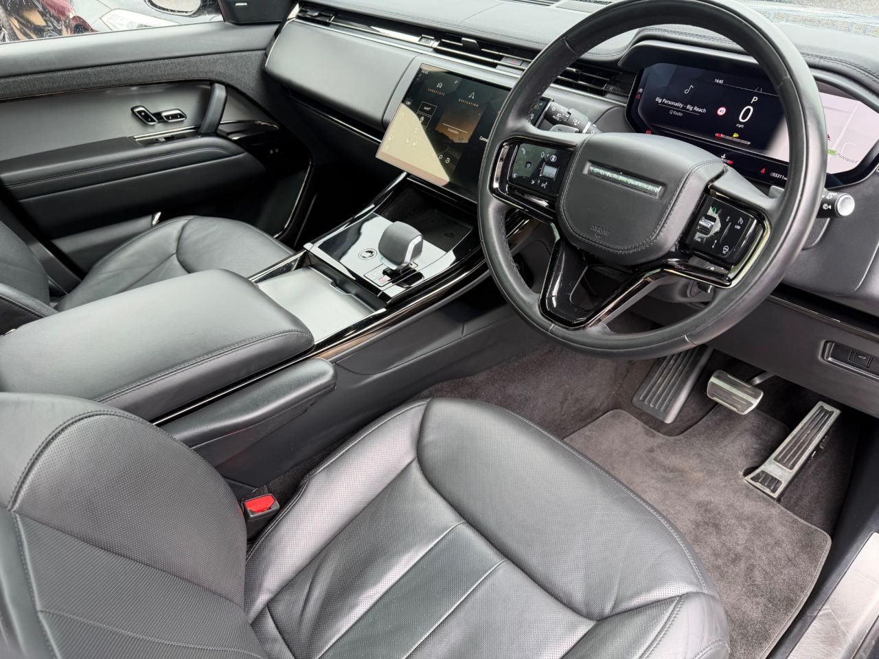 2024 LAND ROVER RANGE ROVER SPORT 3.0 D300 MHEV Dynamic SE SUV 5dr Diesel Auto 4WD Euro 6 (s/s) (300 ps) Pano - vehicle photo 9 for sale on PureCar