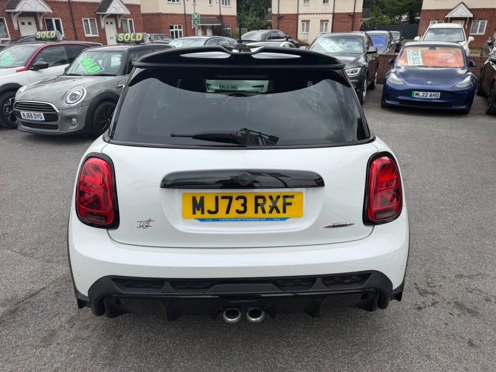 2023 MINI Hatch — image 6