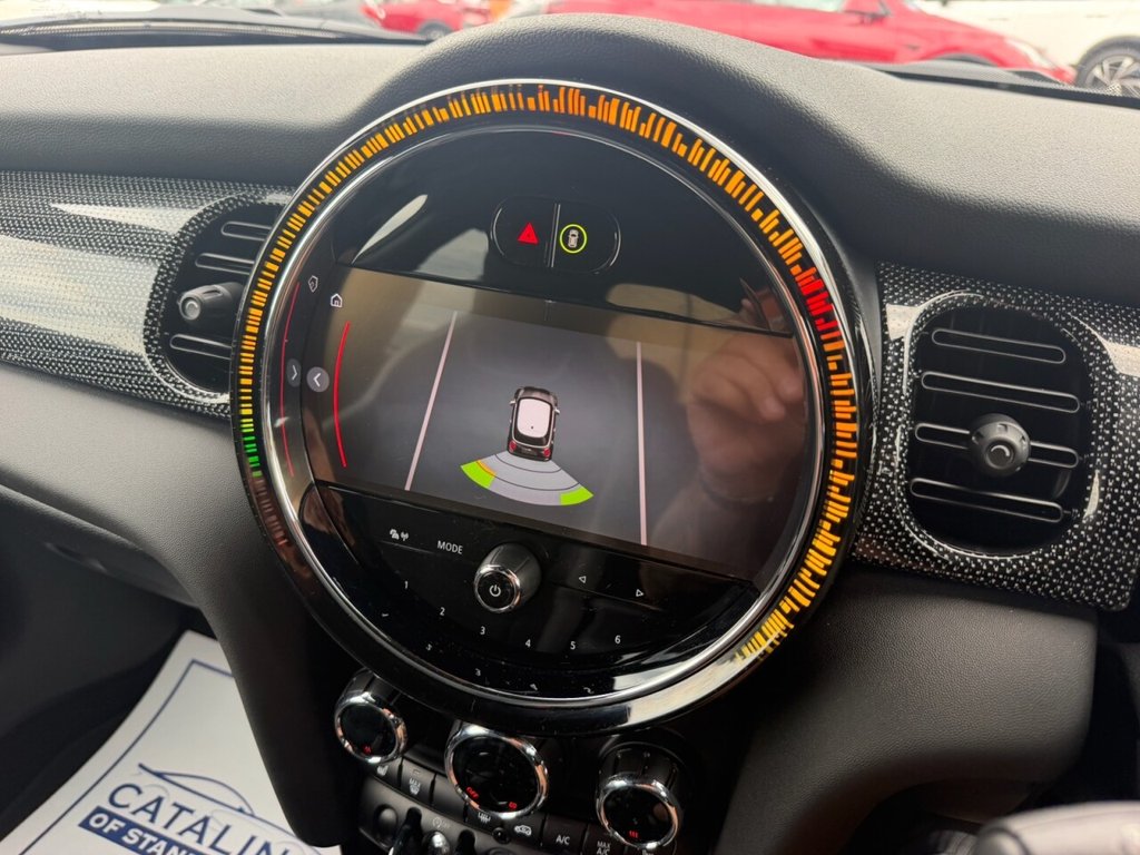 2023 MINI Hatch — image 21