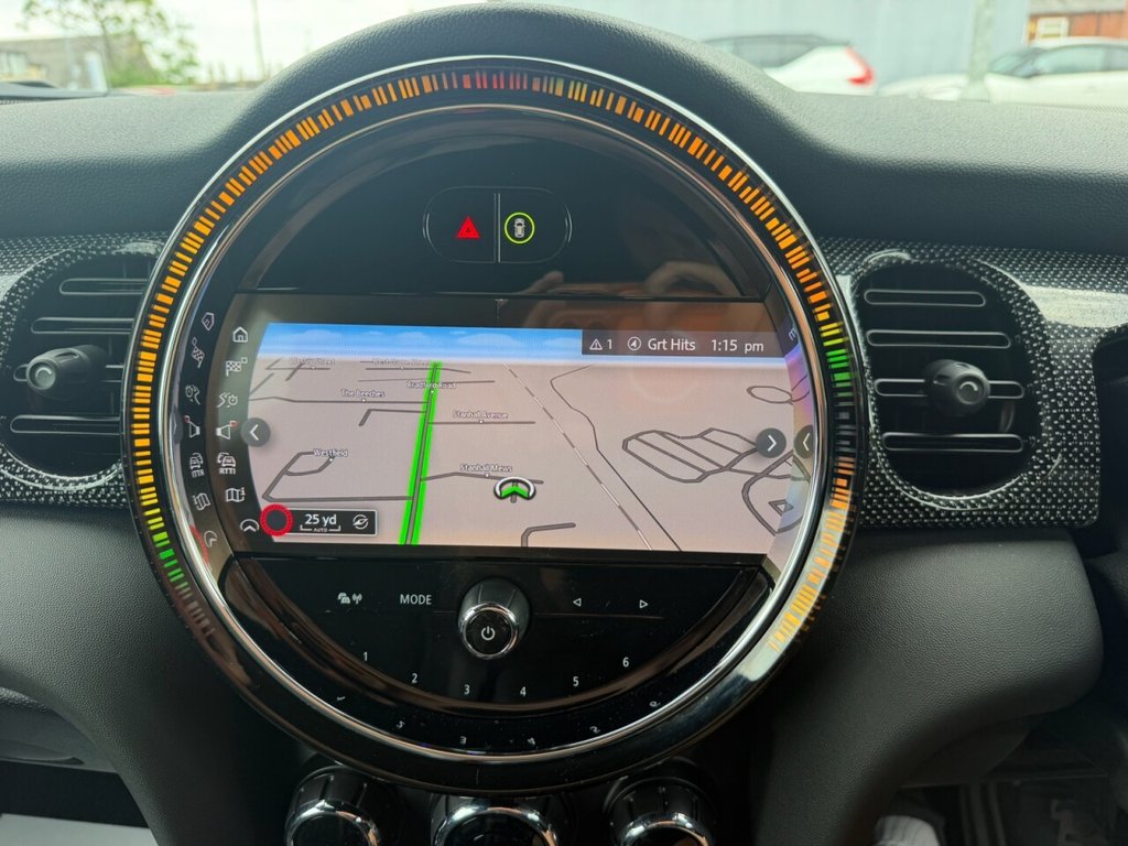 2023 MINI Hatch — image 24