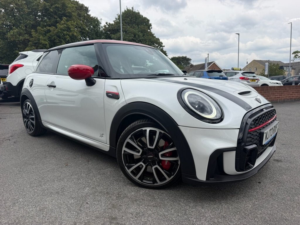 2023 MINI Hatch — image 23