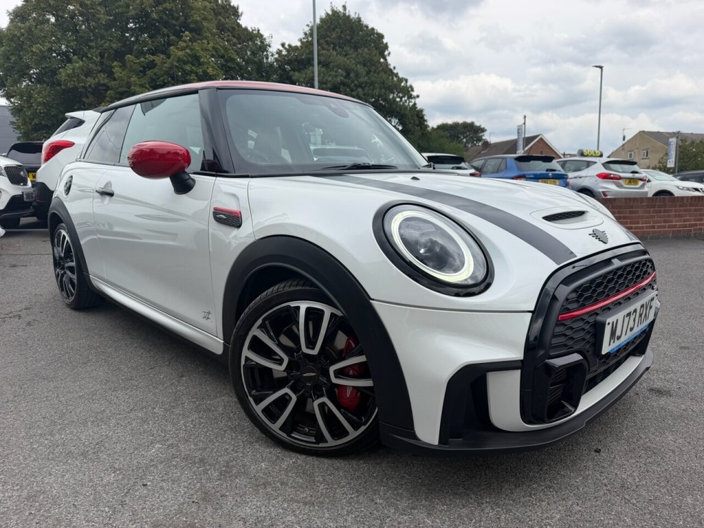 2023 MINI Hatch — image 20