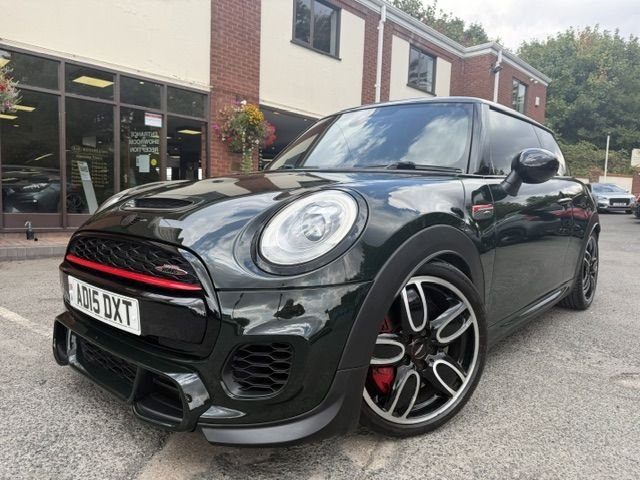 2015 MINI From