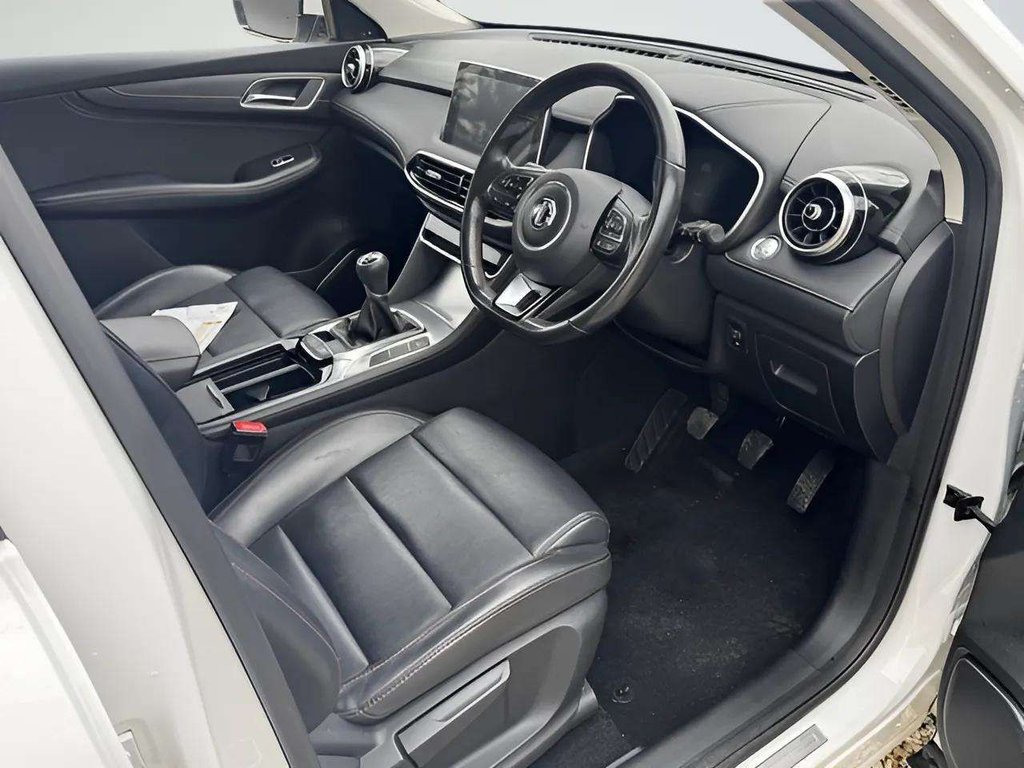 2022 MG MG HS — image 13
