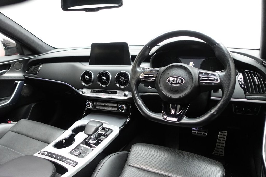 2019 Kia Stinger — image 7