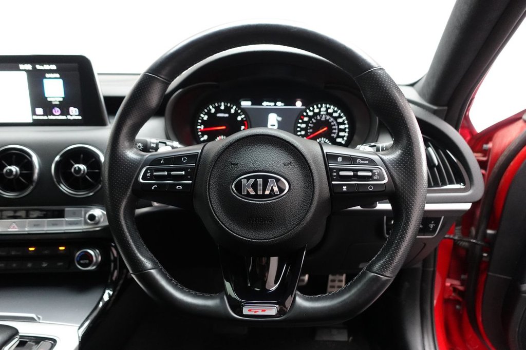 2019 Kia Stinger — image 24