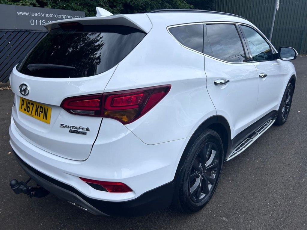 2017 Hyundai Santa Fe — image 4