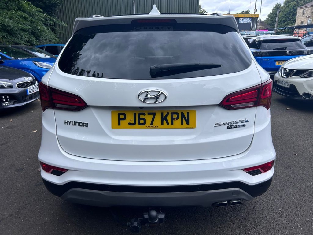 2017 Hyundai Santa Fe — image 6