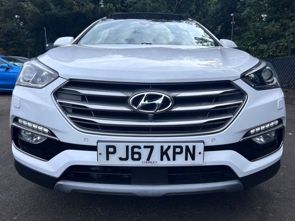 2017 Hyundai Santa Fe — image 13