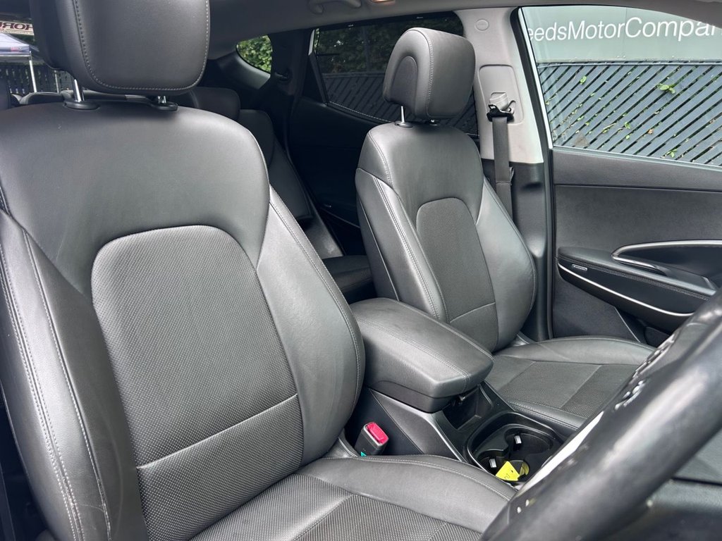 2017 Hyundai Santa Fe — image 39