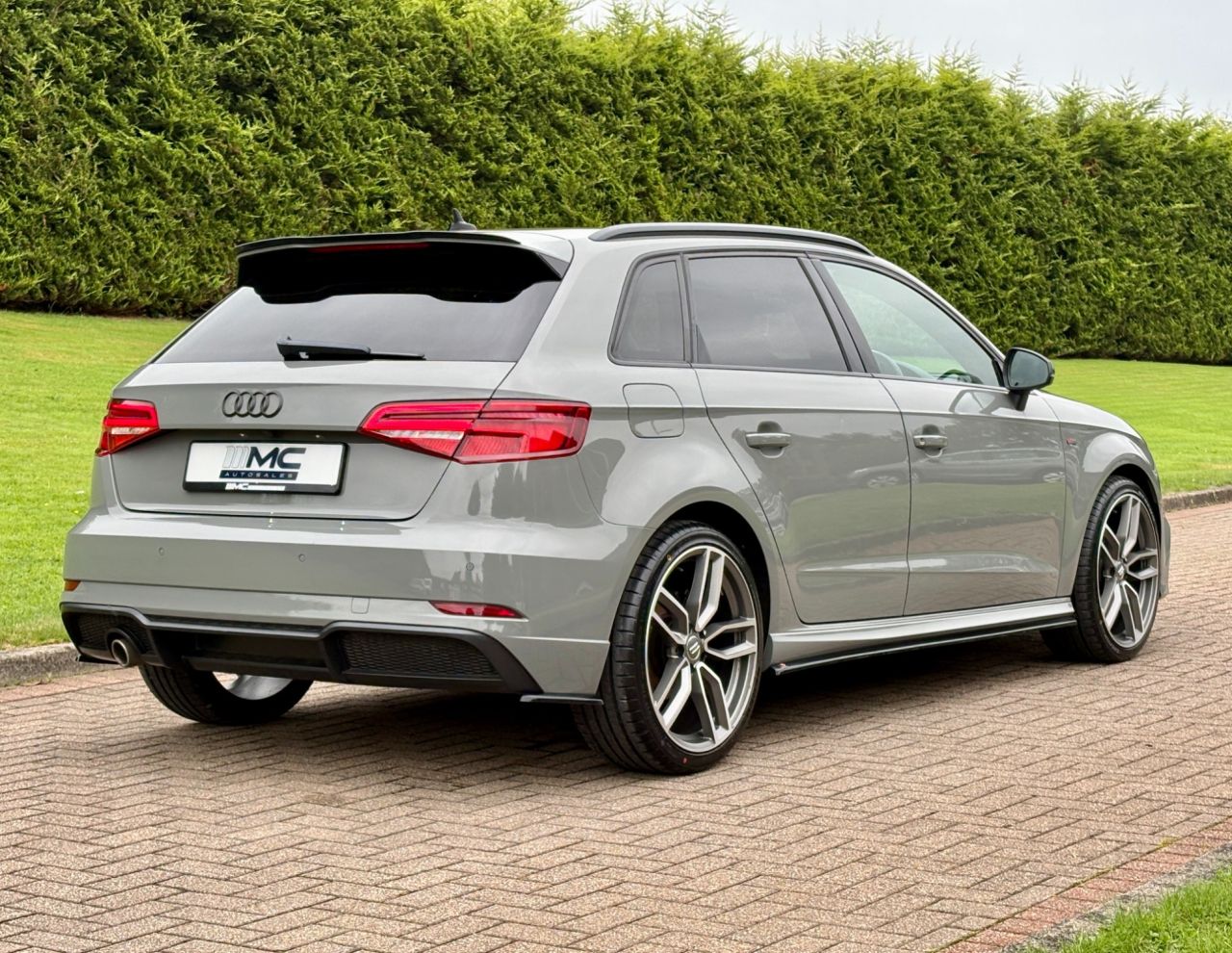 2019 AUDI A3 1.6 TDI 30 Black Edition Sportback 5dr Diesel S Tronic Euro 6 (s/s) (116 ps - vehicle photo 3 for sale on PureCar