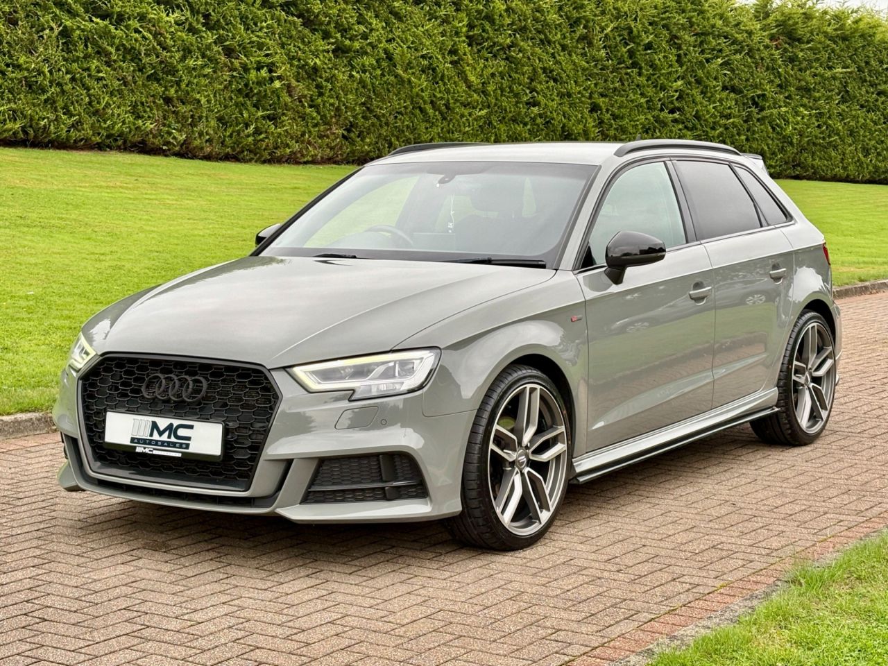 2019 AUDI A3 1.6 TDI 30 Black Edition Sportback 5dr Diesel S Tronic Euro 6 (s/s) (116 ps - vehicle photo 2 for sale on PureCar
