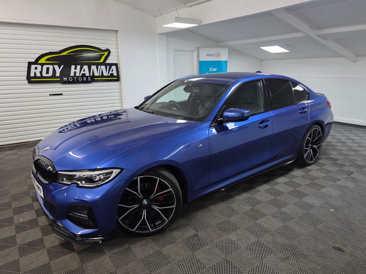 2020 BMW 3 SERIES 2.0 320d MHT M Sport Saloon 4dr Diesel Hybrid Auto Euro 6 (s/s) (190 ps) Pa - vehicle photo 2 for sale on PureCar