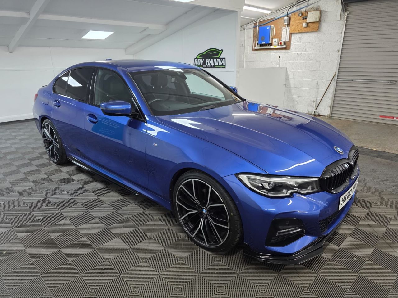 2020 BMW 3 SERIES 2.0 320d MHT M Sport Saloon 4dr Diesel Hybrid Auto Euro 6 (s/s) (190 ps) Pa - vehicle photo 8 for sale on PureCar