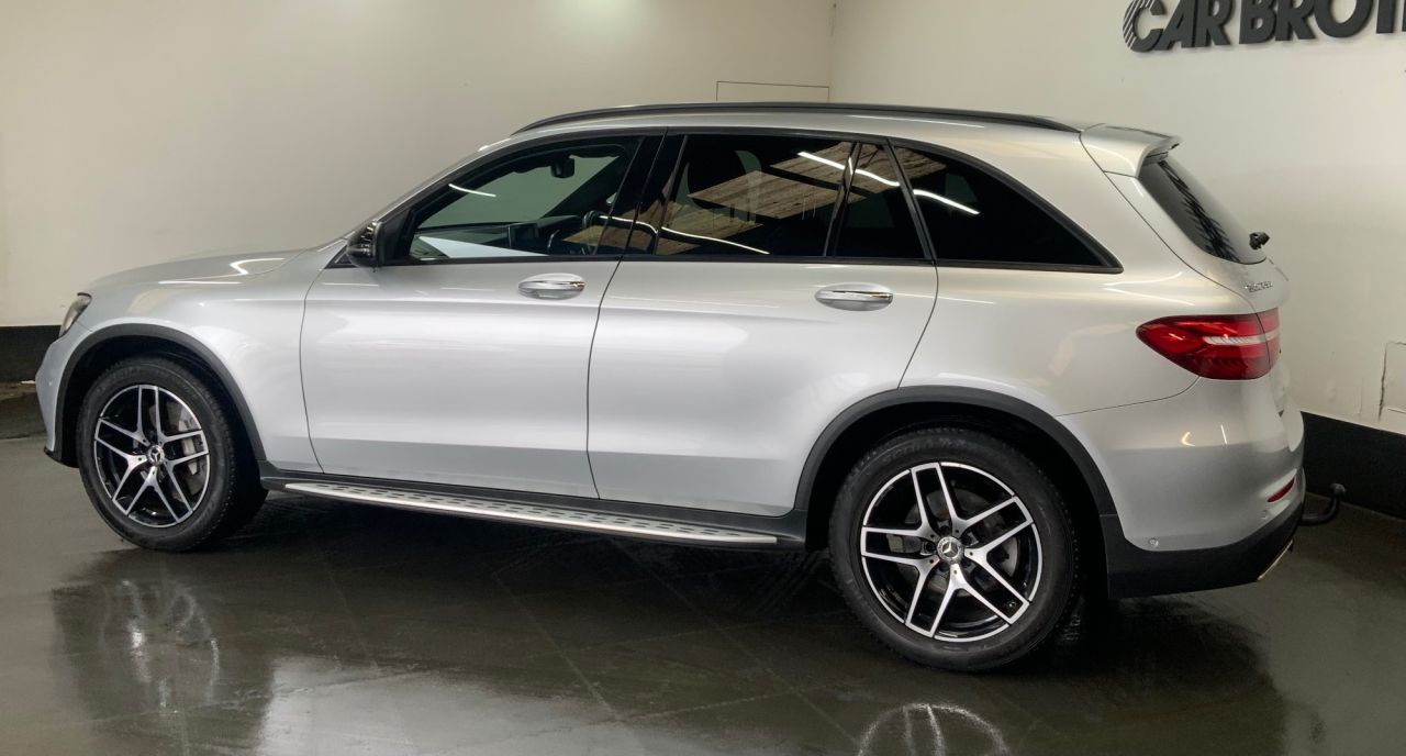 2018 MERCEDES GLC 2.0 GLC250 AMG Line (Premium) SUV 5dr Petrol G-Tronic 4MATIC Euro 6 (s/s) ( - vehicle photo 5 for sale on PureCar