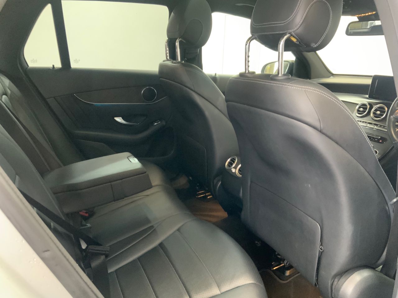 2018 MERCEDES GLC 2.0 GLC250 AMG Line (Premium) SUV 5dr Petrol G-Tronic 4MATIC Euro 6 (s/s) ( - vehicle photo 23 for sale on PureCar