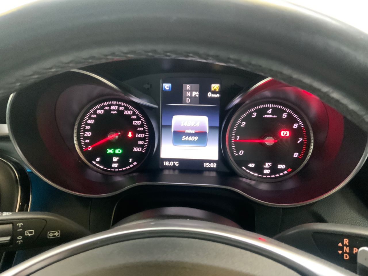 2018 MERCEDES GLC 2.0 GLC250 AMG Line (Premium) SUV 5dr Petrol G-Tronic 4MATIC Euro 6 (s/s) ( - vehicle photo 32 for sale on PureCar