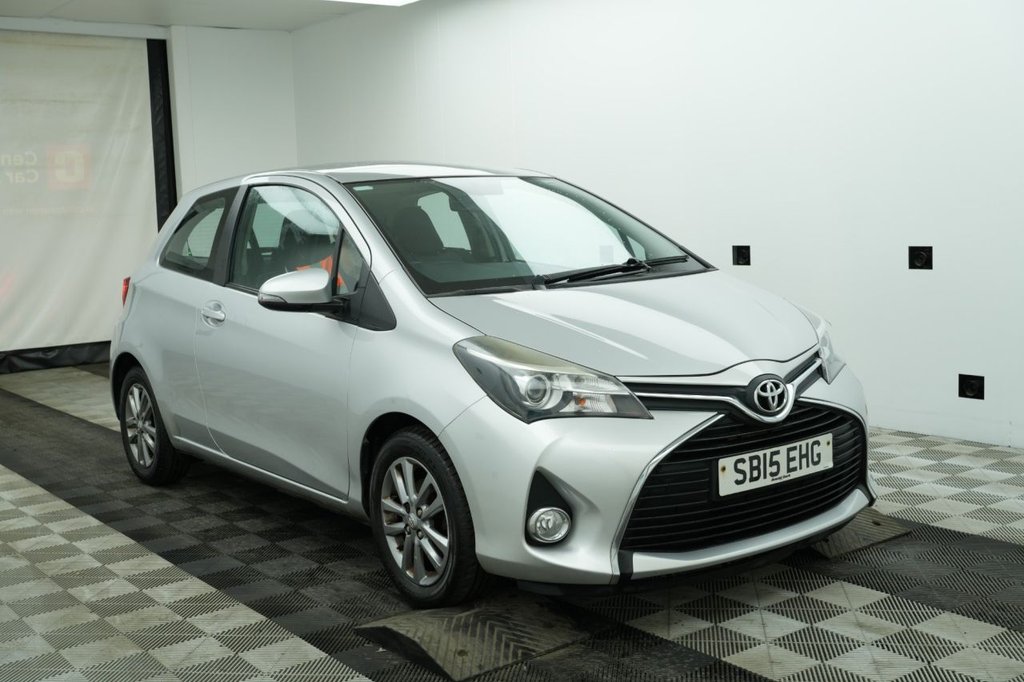 2015 Toyota YARIS