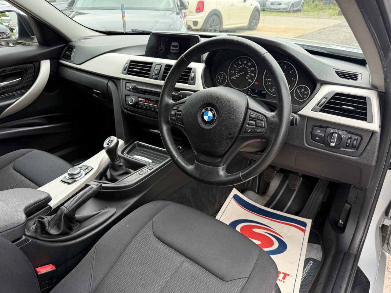 2014 BMW 3 SERIES 2.0 320d ED EfficientDynamics Saloon 4dr Diesel Manual Euro 5 (s/s) (163 ps - vehicle photo 7 for sale on PureCar