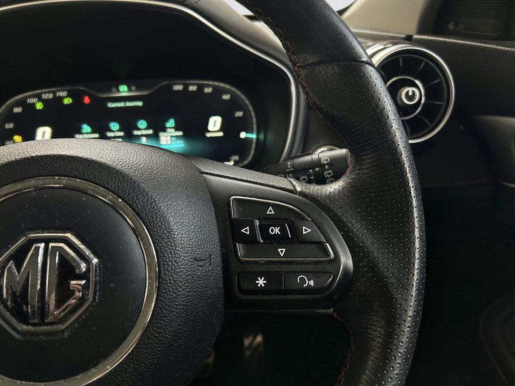 2022 MG MG HS — image 12
