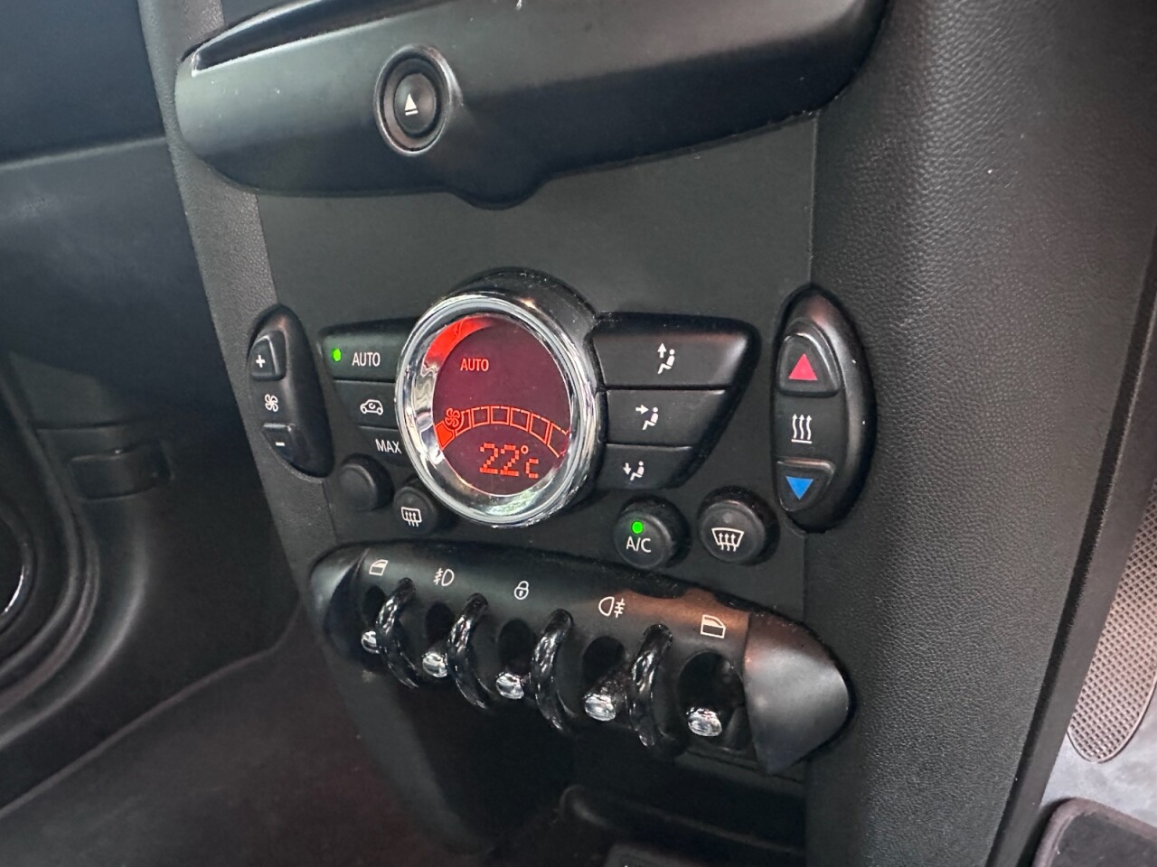 2015 MINI COUPE 1.6 Cooper Coupe 2dr Petrol Manual Euro 6 (s/s) (122 ps) - vehicle photo 9 for sale on PureCar