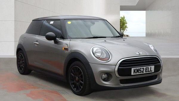 2017 MINI HATCH