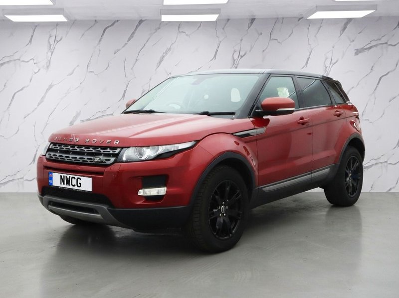 2013 Land Rover Range Rover Evoque in red — photo 2 of 10