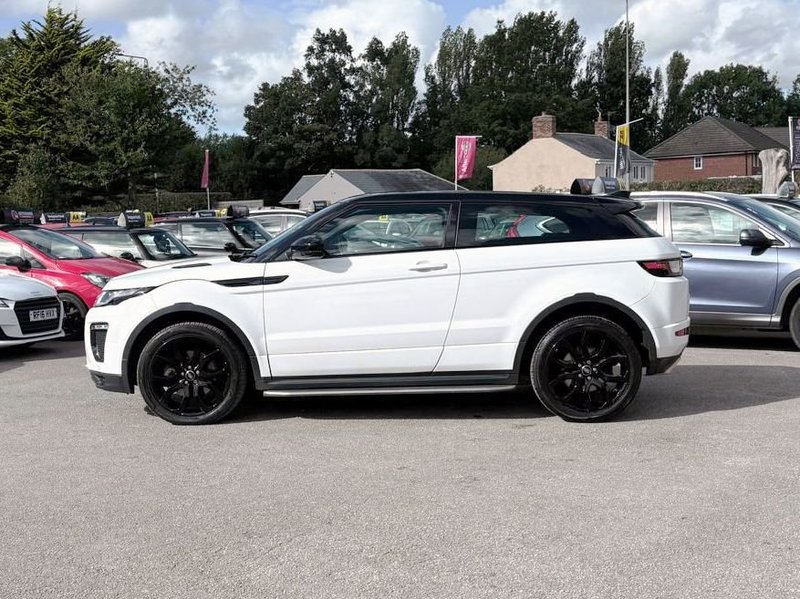 2016 Land Rover Range Rover Evoque in white — photo 18 of 23