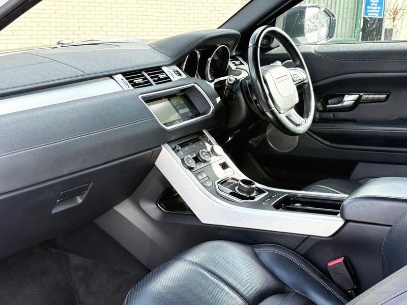 2016 Land Rover Range Rover Evoque in white — photo 17 of 23
