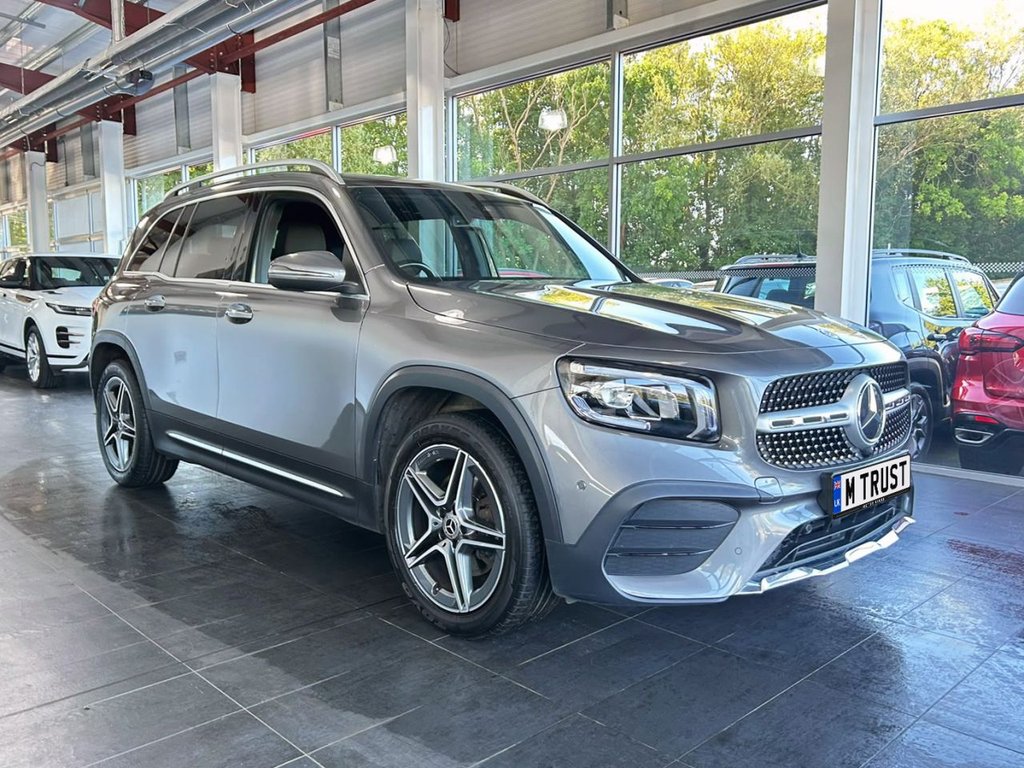 Mercedes-Benz Glb