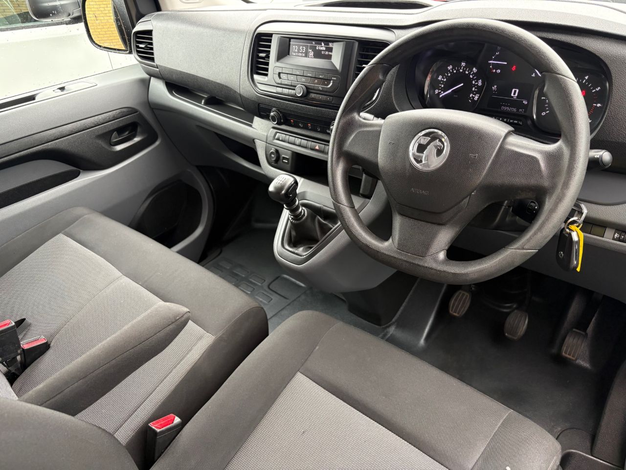 2021 VAUXHALL VIVARO 2.0 Turbo D 3100 Edition Crew Van Double Cab 5dr Diesel Manual L1 H1 Euro 6 - vehicle photo 9 for sale on PureCar