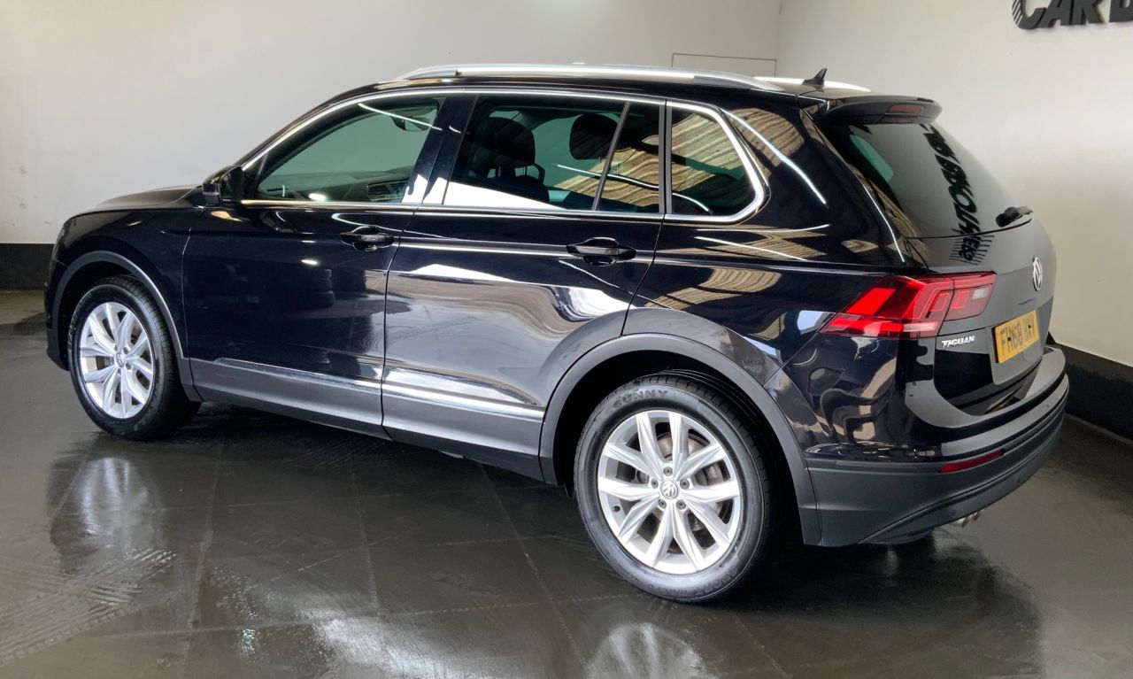 2019 VOLKSWAGEN TIGUAN 2.0 TDI Match SUV 5dr Diesel Manual Euro 6 (s/s) (150 ps) - vehicle photo 8 for sale on PureCar