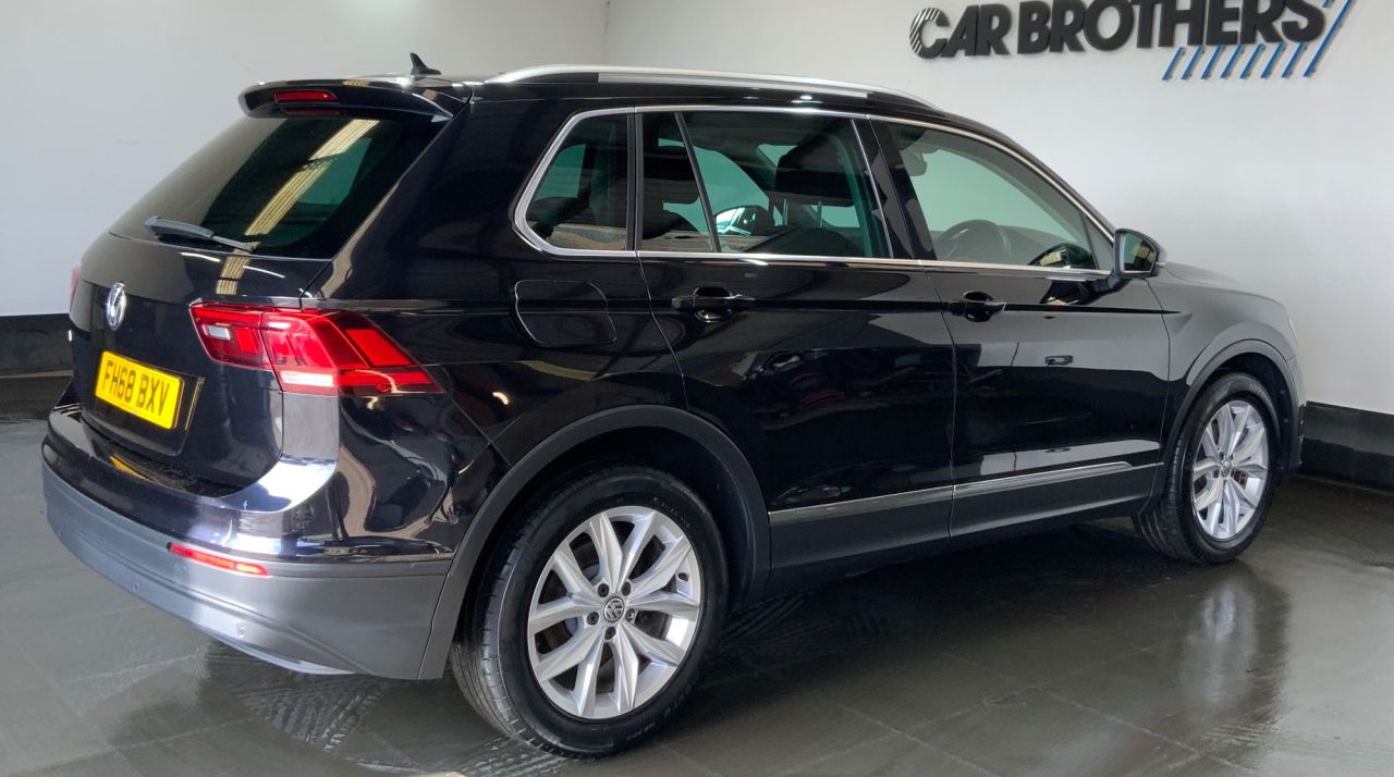 2019 VOLKSWAGEN TIGUAN 2.0 TDI Match SUV 5dr Diesel Manual Euro 6 (s/s) (150 ps) - vehicle photo 12 for sale on PureCar