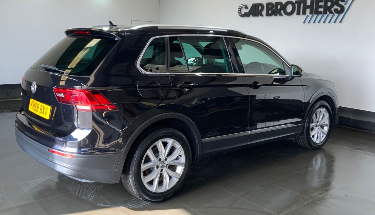 2019 VOLKSWAGEN TIGUAN 2.0 TDI Match SUV 5dr Diesel Manual Euro 6 (s/s) (150 ps) - vehicle photo 13 for sale on PureCar