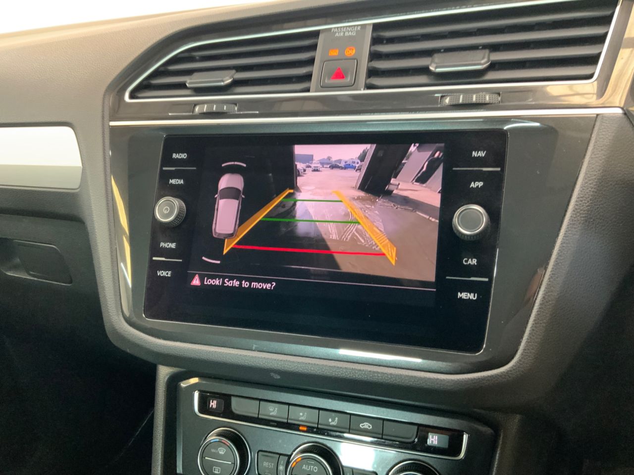 2019 VOLKSWAGEN TIGUAN 2.0 TDI Match SUV 5dr Diesel Manual Euro 6 (s/s) (150 ps) - vehicle photo 22 for sale on PureCar