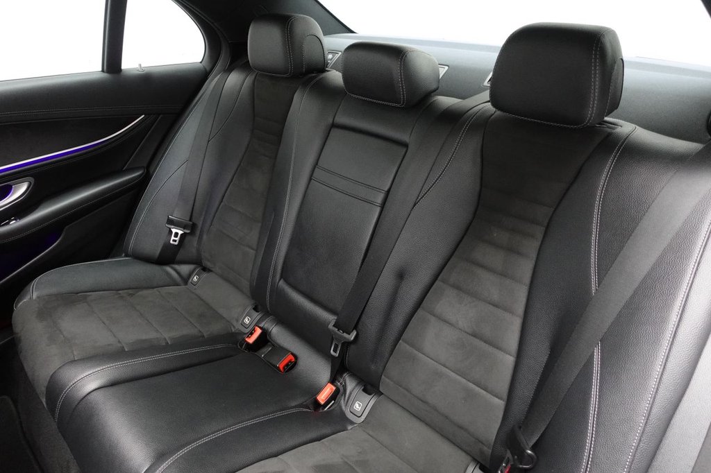 2016 Mercedes-Benz E-Class — image 12