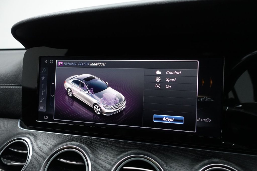 2016 Mercedes-Benz E-Class — image 19