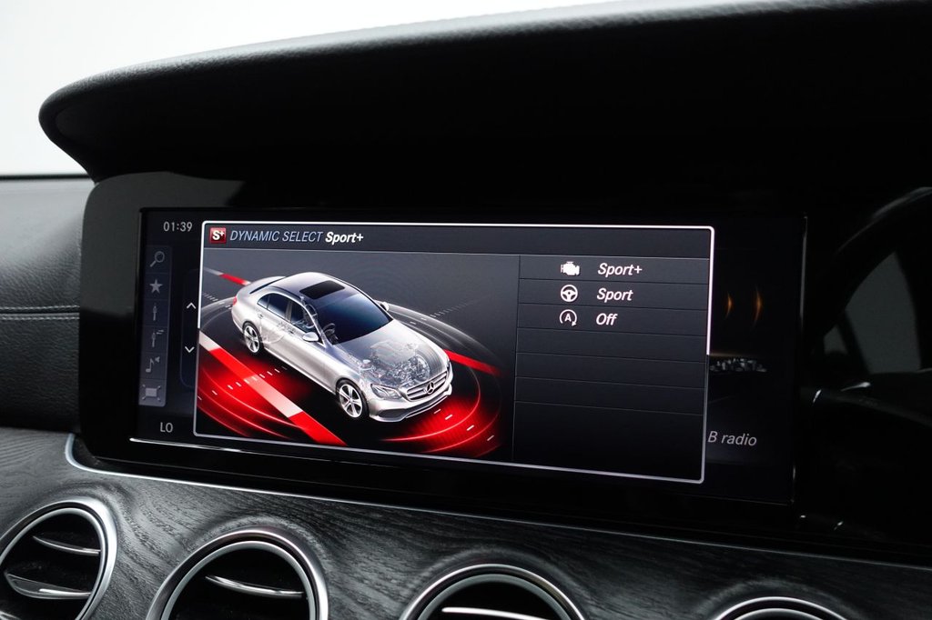 2016 Mercedes-Benz E-Class — image 20