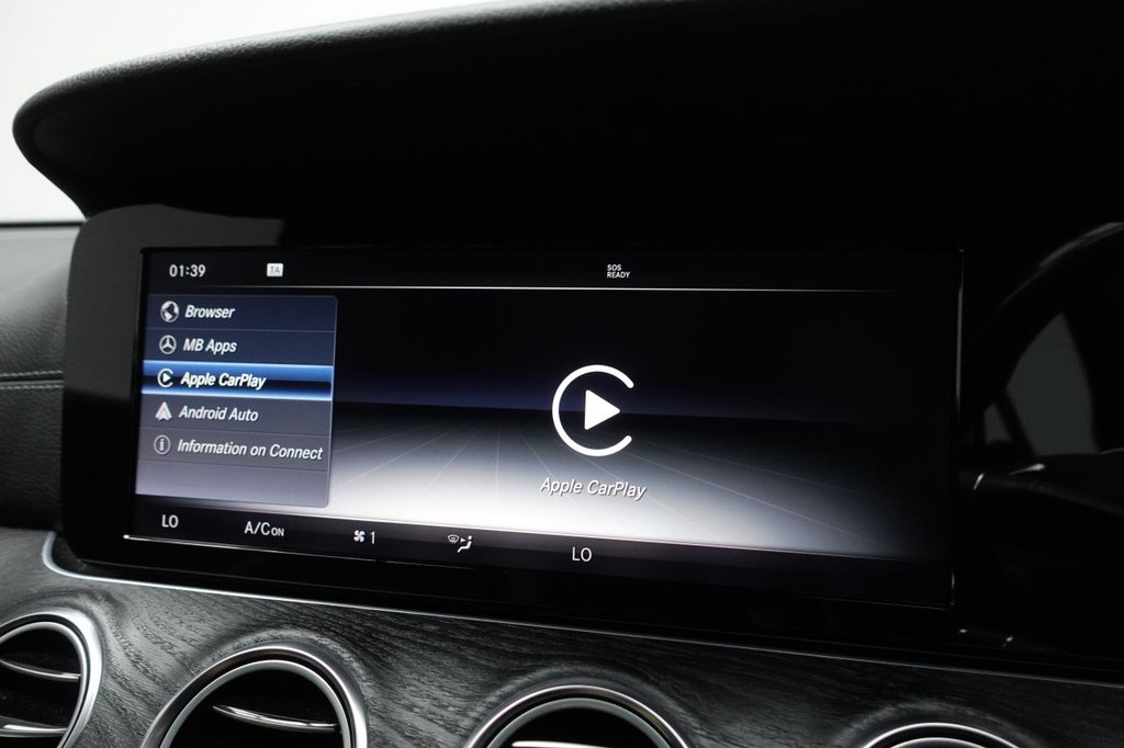 2016 Mercedes-Benz E-Class — image 24