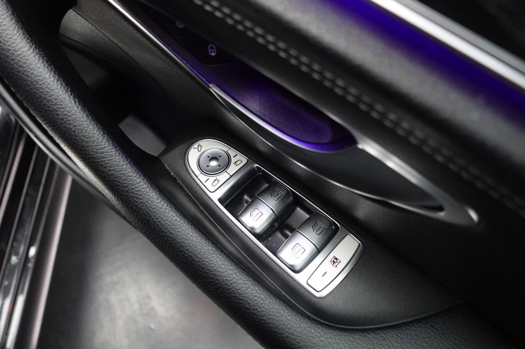 2016 Mercedes-Benz E-Class — image 38