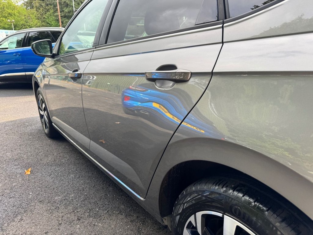2021 Volkswagen Polo — image 8