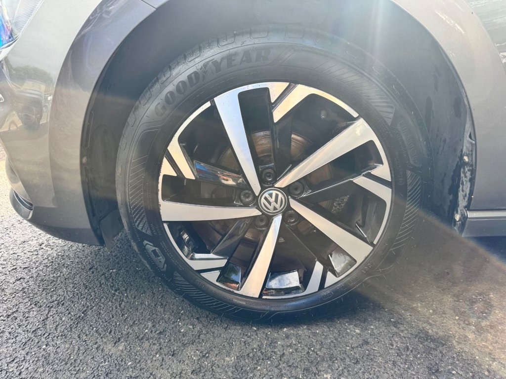 2021 Volkswagen Polo — image 13
