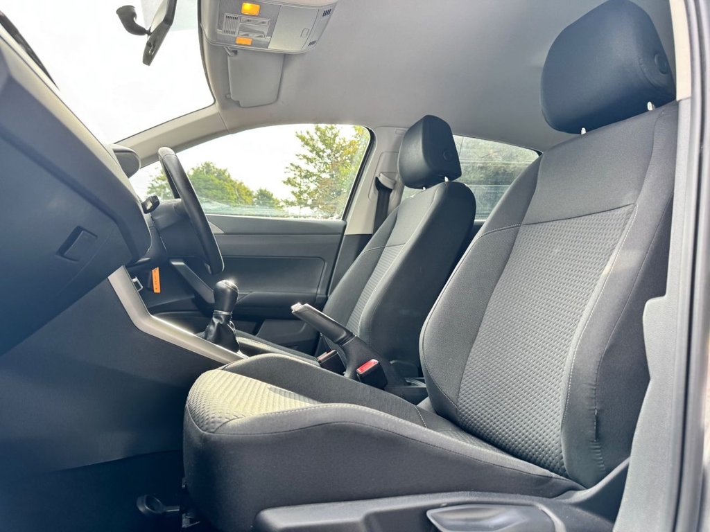 2021 Volkswagen Polo — image 15
