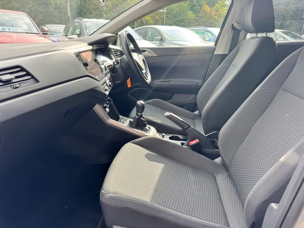 2021 Volkswagen Polo — image 16
