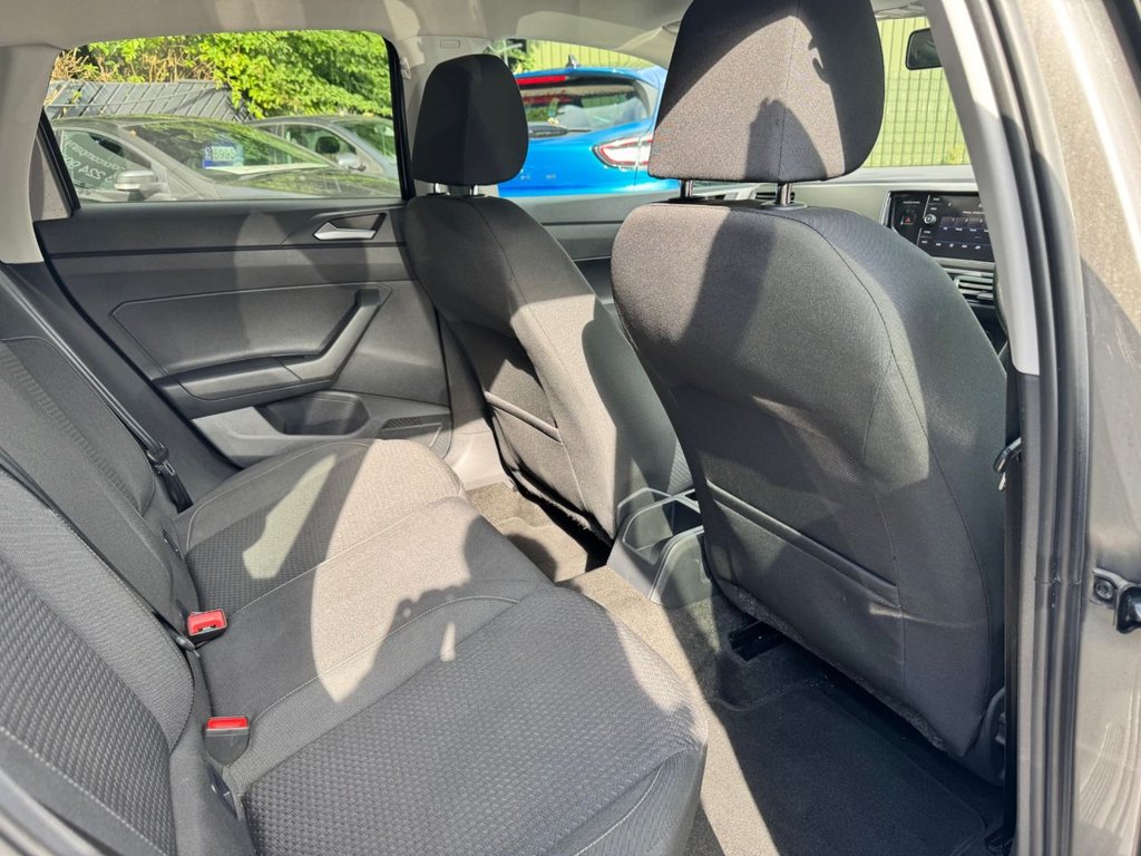 2021 Volkswagen Polo — image 25