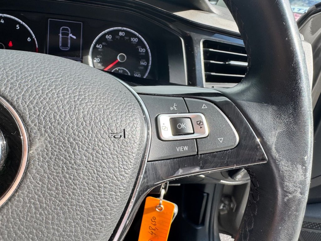 2021 Volkswagen Polo — image 40