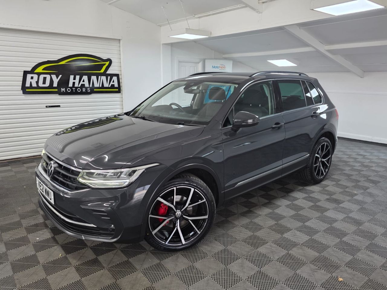 2021 VOLKSWAGEN TIGUAN 1.5 TSI Life SUV 5dr Petrol DSG Euro 6 (s/s) (150 ps) 1 Owner - Sensors ! - vehicle photo 27 for sale on PureCar
