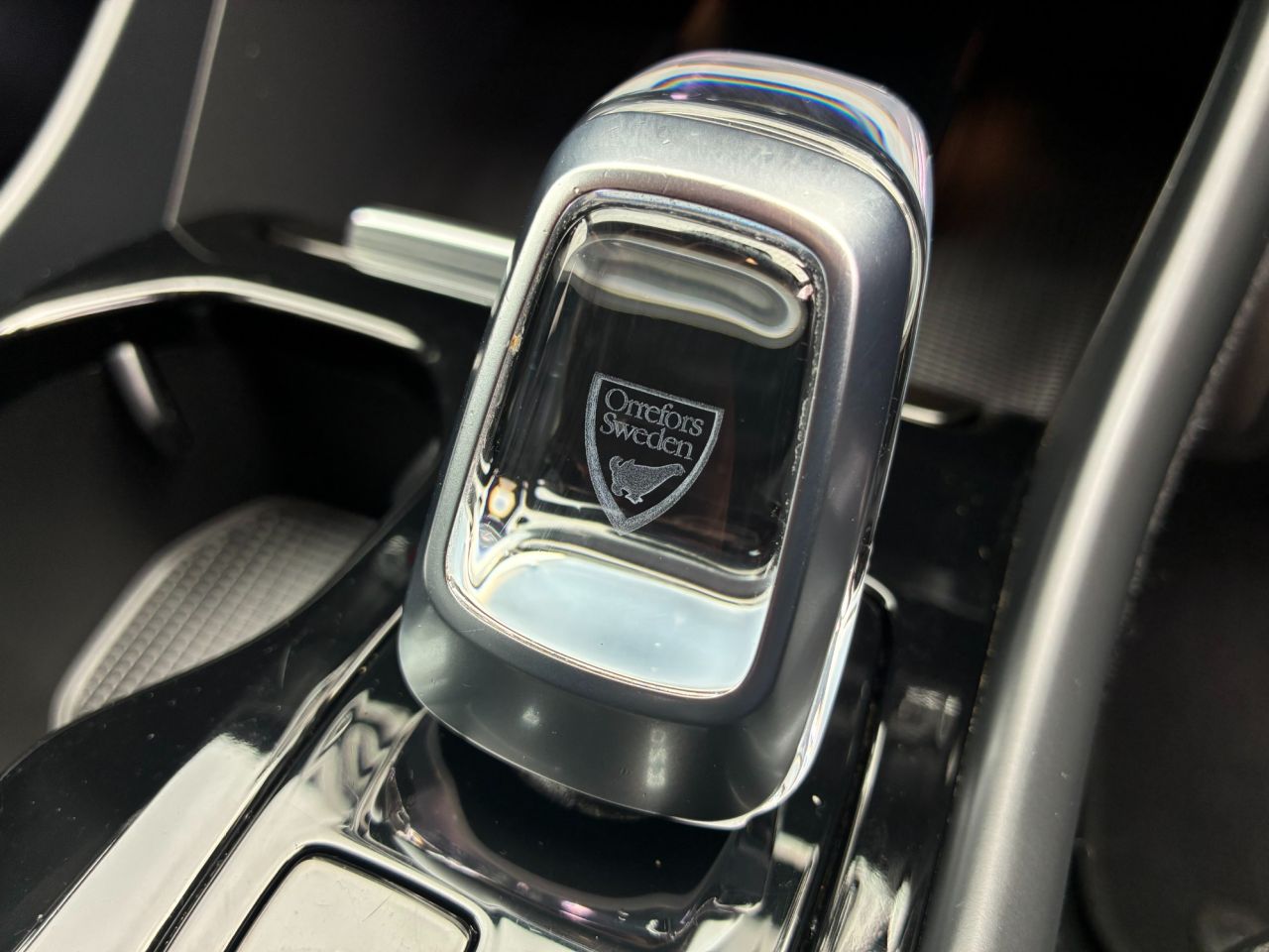 2023 VOLVO XC40 2.0 B3 MHEV Plus Dark SUV 5dr Petrol Hybrid DCT Auto Euro 6 (s/s) (163 ps) - vehicle photo 35 for sale on PureCar