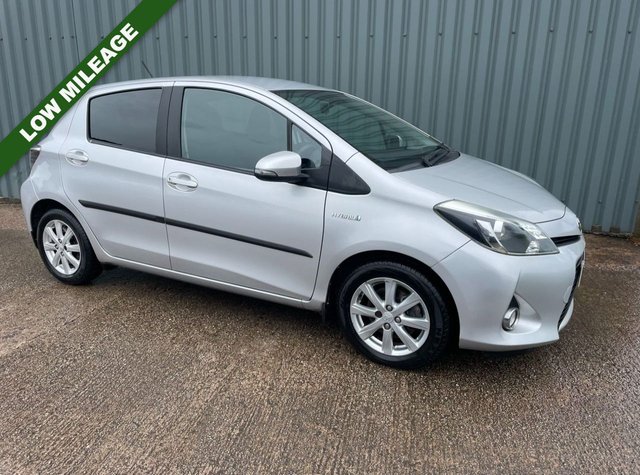 2013 Toyota YARIS