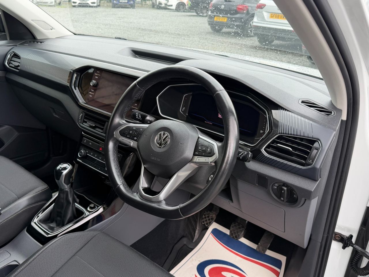 2019 VOLKSWAGEN T-CROSS 1.0 TSI First Edition SUV 5dr Petrol Manual Euro 6 (s/s) (115 ps) - vehicle photo 9 for sale on PureCar